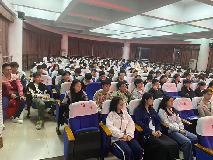 《粵嵌教育》湖南理工學院“互聯(lián)網(wǎng)+大學生學科競賽與人才發(fā)展”主題講座順利舉行